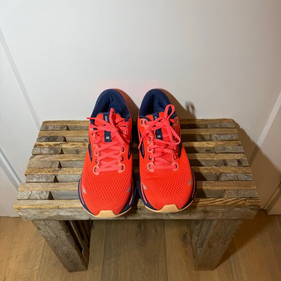 Brooks Ghost 15 Women's Outdoor Athletic Running Shoes. Casual, Comofty, Walking - Picture 2 of 11